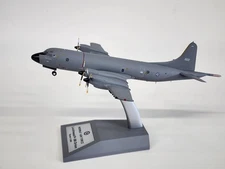 InFlight200 Lockheed P-3B Orion Norwegian Air Force 602 (with stand) Ref: CMP301