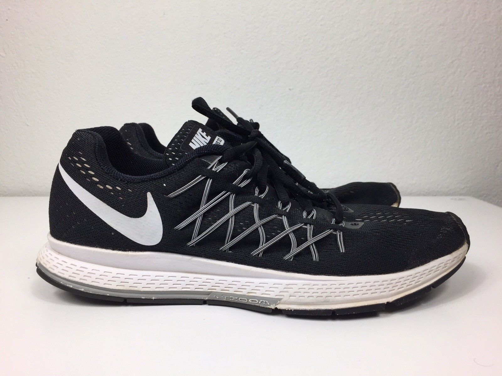 nike zoom pegasus 32 black
