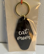 Cat Mom Pets Retro Keychain Black Brand New