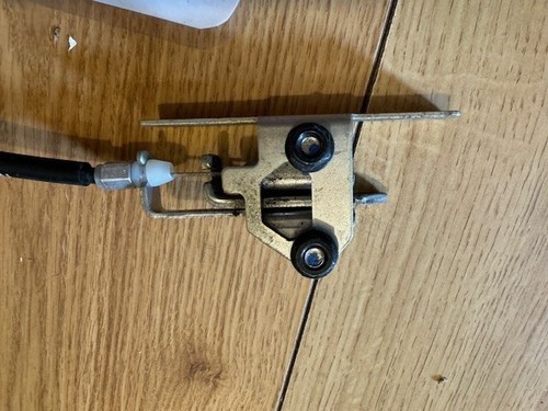 YAMAHA YZF R3 2015 - SEAT LOCK COMPLETE - NO KEY - Picture 4 of 4