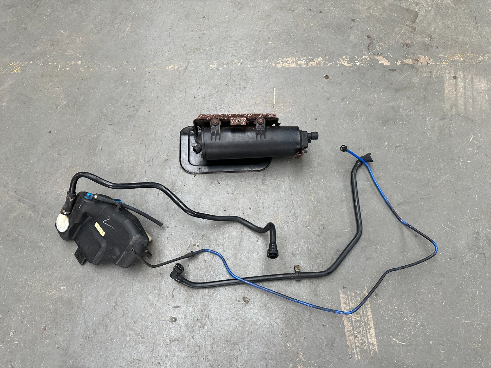 BMW E46 M3 S54 3.2 Fuel Tank Activated Charcoal Canister Filter