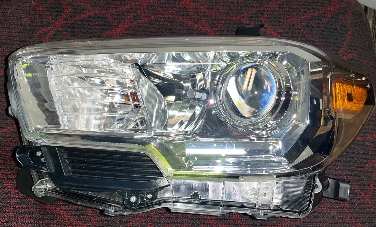 HeadLight Assembly 2016-19 Toyota PP-TD30 Left Driver Side (lamps