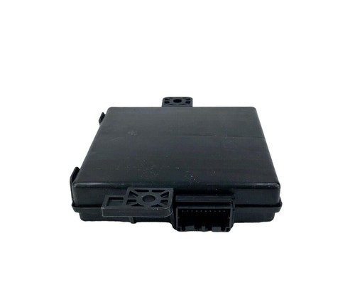 2015 Chrysler 200 S Keyless Entry Control Module Copmuter 4218 23087A RFHM UF - Picture 3 of 8