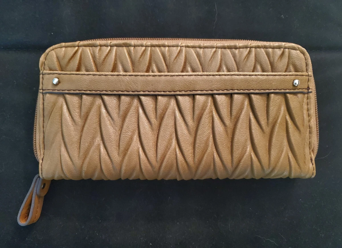 Relic clearance clutch wallet