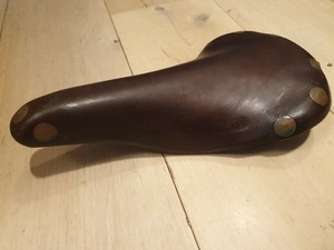 brooks professional saddle
