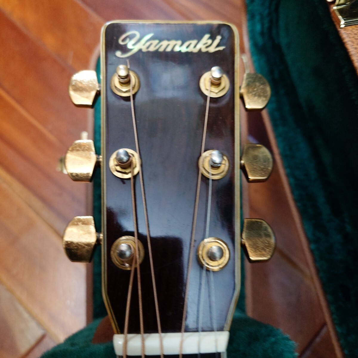 Acoustic Guitar Yamaki R100 Natural solid Jacaranda back and sides