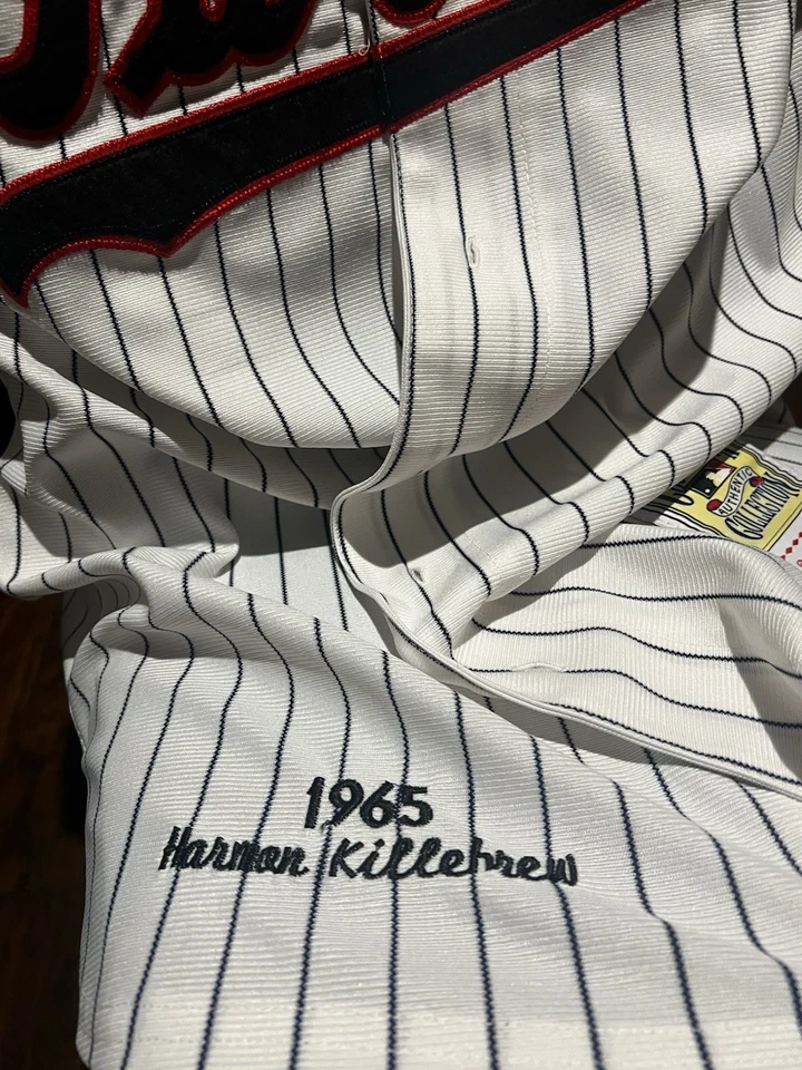 100% Authentic Mitchell & Ness Minnesota Twins Harmon Killebrew Jersey Sz 2XL - Image 2 of 4