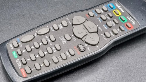 Genuine - Vintage - AIWA TV/VCR COMBI VIDEOPLUS - Remote Control - RC-AVC04 - Picture 8 of 13