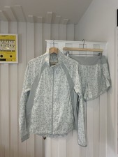 Athleta Womens Run With It Printed Jacket Medium  Gym Shorts 4.5  Size Small