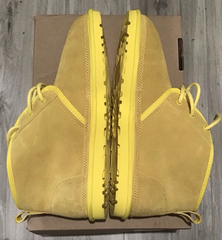 UGG Women's Size 12 Neumel Boot in Canary Yellow 1094269