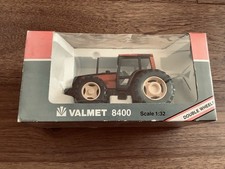 Tractor agrícola JOAL VALMET 8400 - Rojo - Ref 179 ruedas dobles