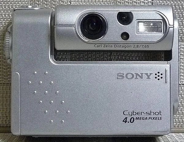 SONY CYBER-SHOT DSC-F77 compact digital camera Silver Unconfirmed operation JUNK