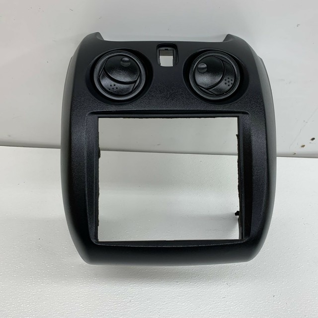 20002005 OEM Mitsubishi Eclipse Dash Center Vent Trim Black Radio