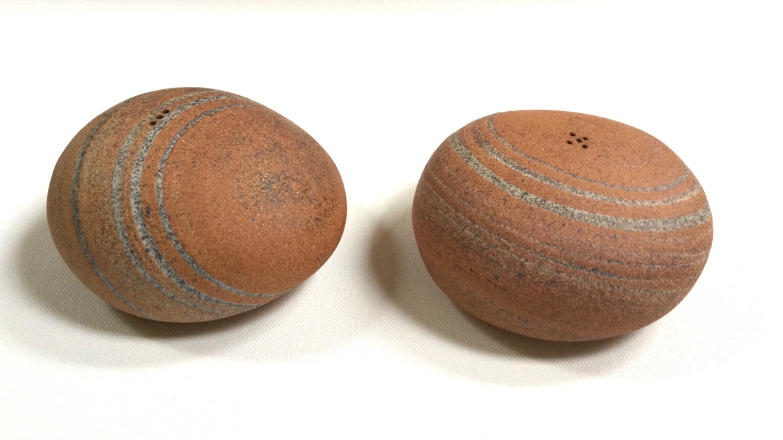 Salt and Pepper Shakers shaped like a Rock or Stone Ceramic Purple Beige Rare