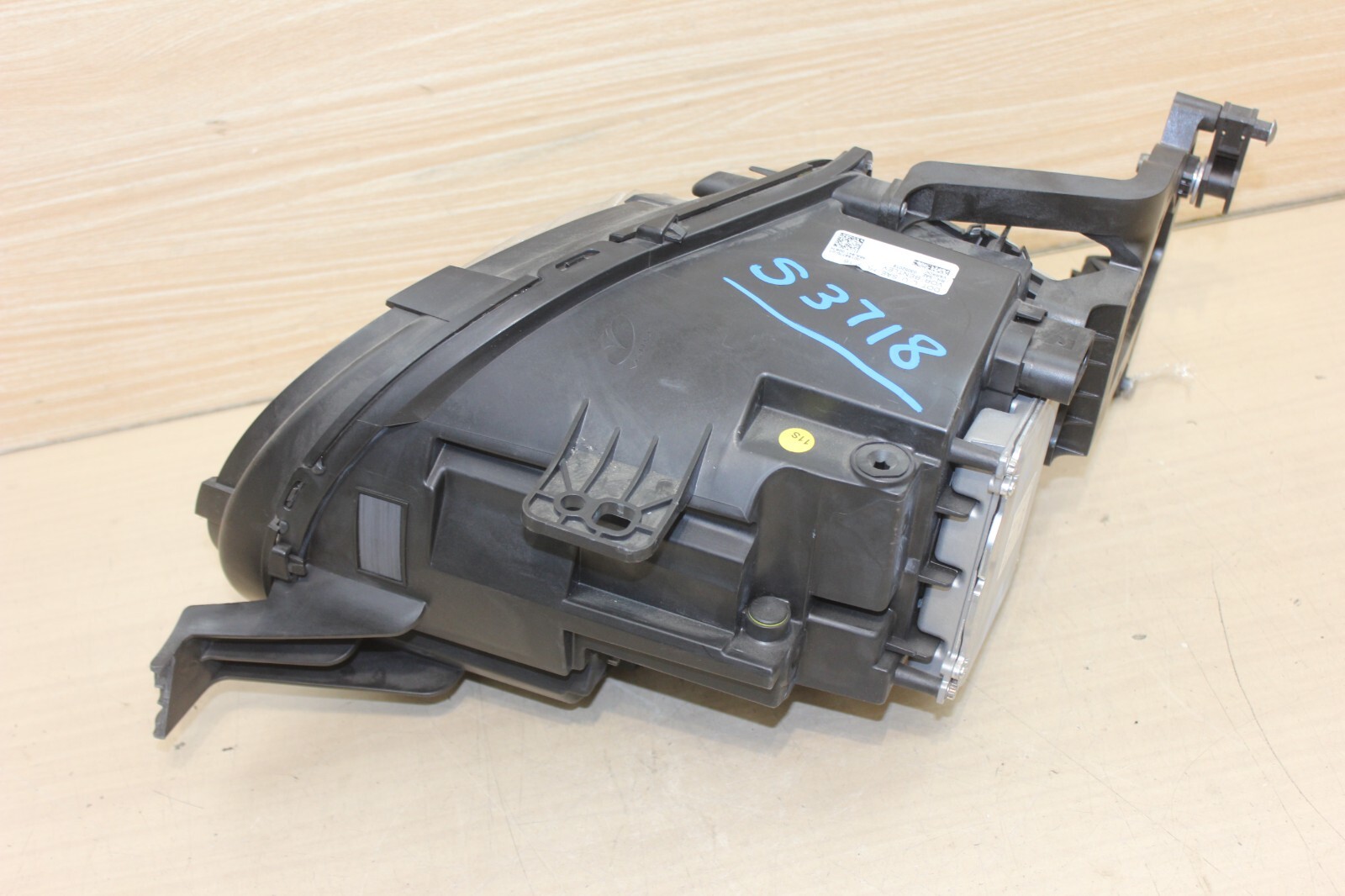 17-20 BENTLEY BENTAYGA HID AFS LED ADAPTIVE LIGHT HEADLIGHT ASSEMBLY OEM RIGHT