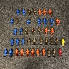 Lot of 42 Vintage MPC Marx Astronaut Figures Space Men Plastic Assorted Colors