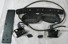 Stoßstange vorn Gitter Abdeckungen Waschdüsen Halter VW Touareg 7L bis 10/2006