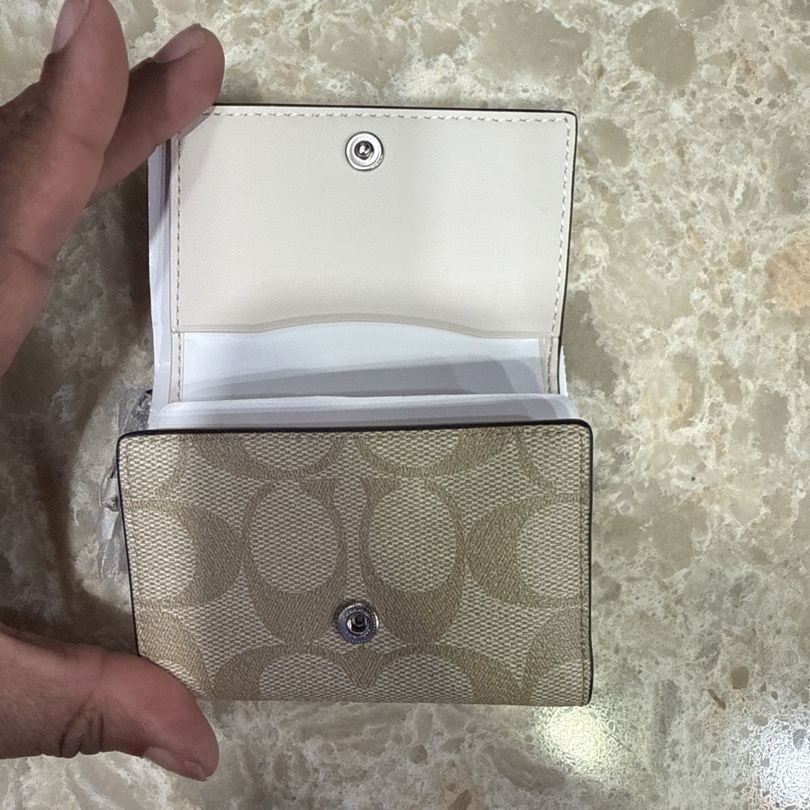 🩷Coach Micro Snap Wallet - CM761 Light Khaki Canvas/ Smooth Chalk Leather -NWT image 2