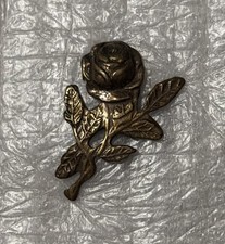 Vintage 3/4” small gold-tone metal rose flower lapel pin;Made in USA