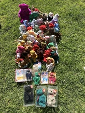 Vintage TY Beanie Babies 52 Bears Christmas Toys Please,read The Description