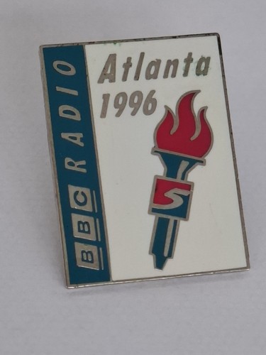 Distintivo spilla Atlanta 1996 Olimpiadi BBC Radio 2,5 x 3 cm - Foto 2 di 4