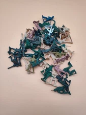 Plastic Figures ARMY Men Various Scales (35mm-54mm) And Colors 47 Pieces