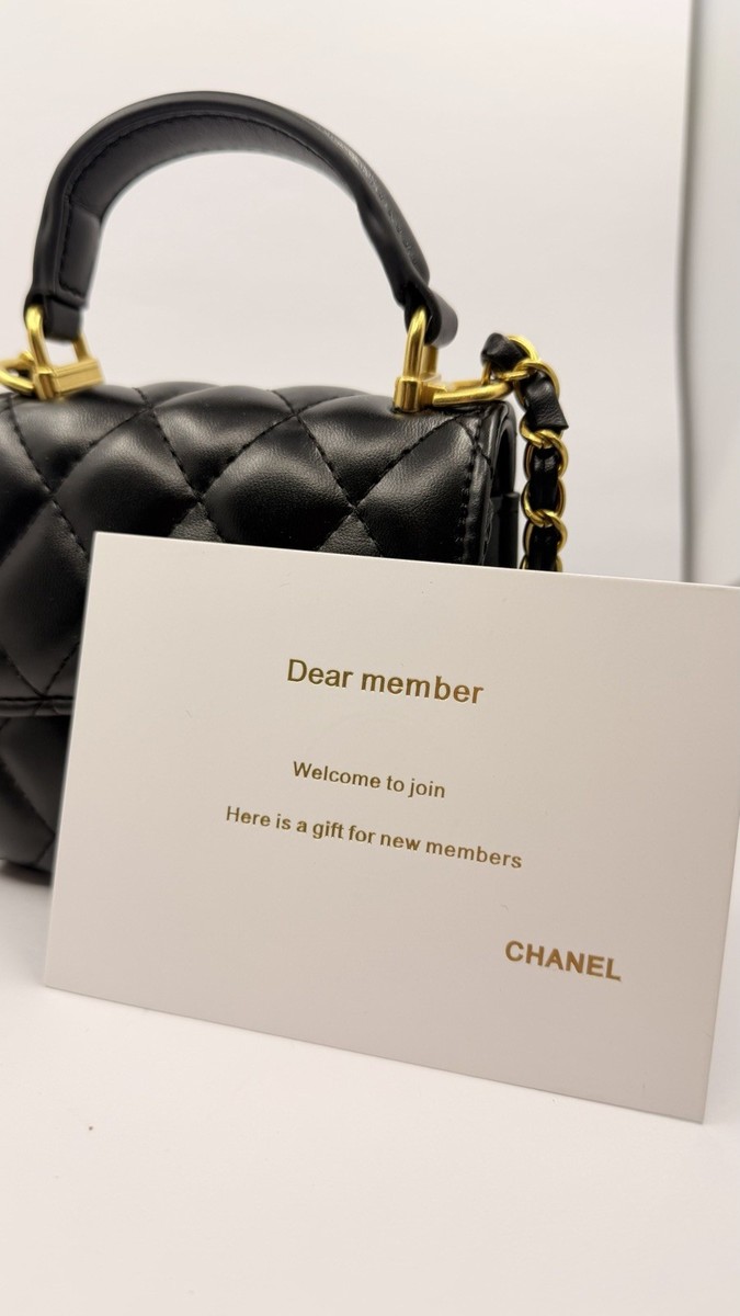 CHANEL Beauty / Makeup line mini top bag – Gift With Purchase (GWP