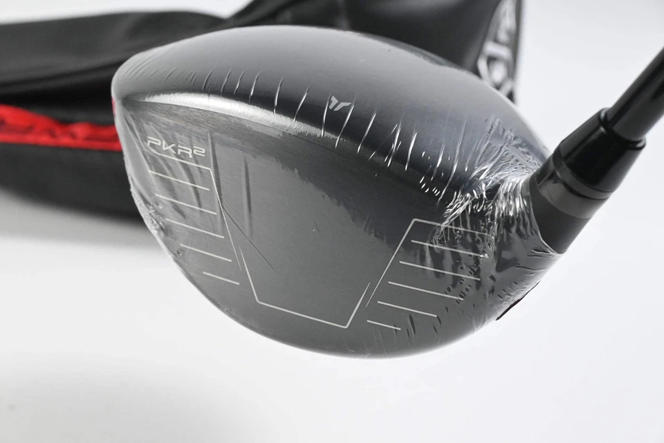 Wilson Dynapower Titanium Driver / 10.5 Degree / Senior Flex HZRDUS Smoke Red - Image 4 of 4