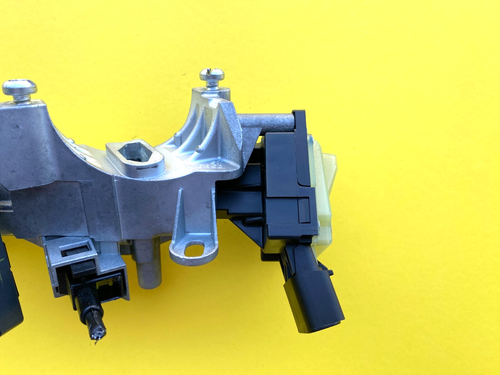 2011-2018 JEEP WRANGLER IGNITION SWITCH LOCK W/ KEY & IMMOBILIZER OEM 05057296AM - Picture 2 of 8