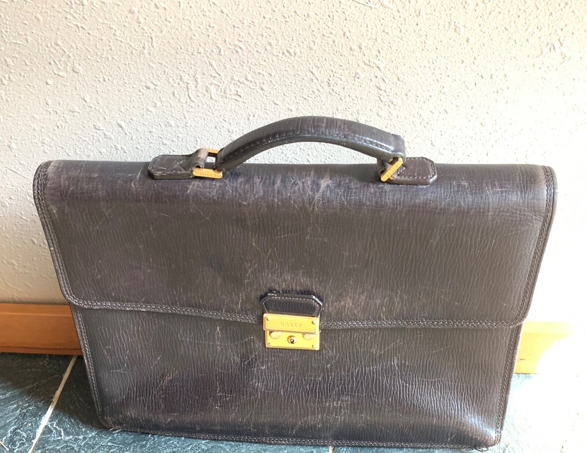 BALLY ブラック レザー ヴィンテージ アタッシュケース 8961 BALLY ブラック レザー ヴィンテージ アタッシュケース 8961