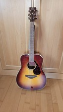 Yamaha Westerngitarre Dreadnought Sunburst Akustikgitarre mit Tasche