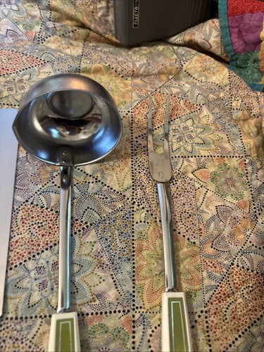 Ekco Set/5 Cucchiai a Fessura Mestolo Forchetta Scanalata e Spatola Ghiaccio Verde/Bianco Vintage - Foto 5 di 9