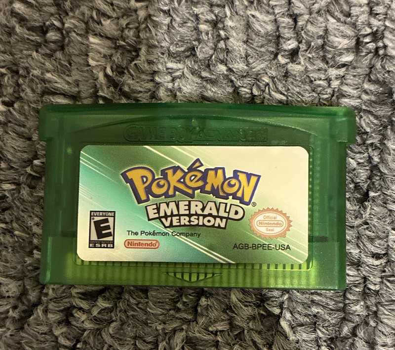 Nintendo Game Boy Advance Pokémon Emerald Version NTSC-U/C E AGB-BPEE-USA