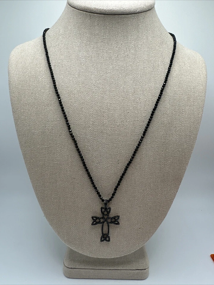 "Precioso collar cruz de plata esterlina espinela negra 24"" firmado FZN 925" Foto 3 de 4