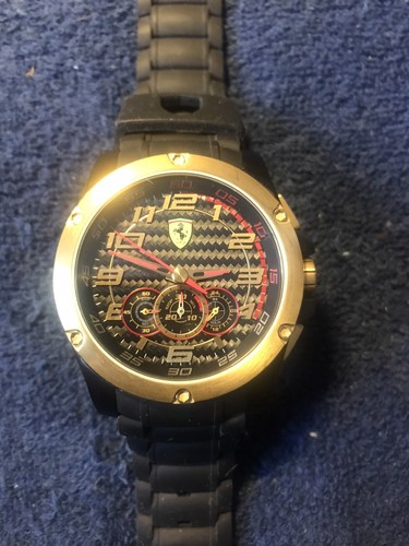 Montre pour homme Ferrari Scuderia cadran fibre de carbone acier inoxydable or - Photo 2/11