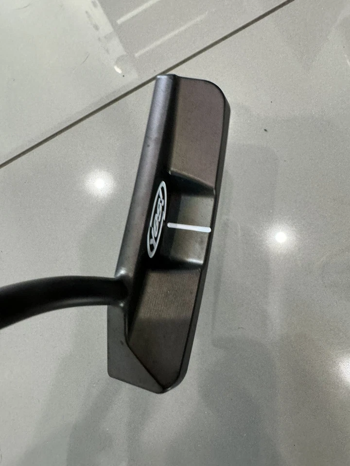 RARE Yes! C-Groove Rachel TOUR 35” Putter Good Rh - Image 4 of 4