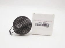 Genuine Toyota fuel tank GAS Cap 77300-06040 FITS FJ 4RUNNER TACOMA TUNDRA CAMRY