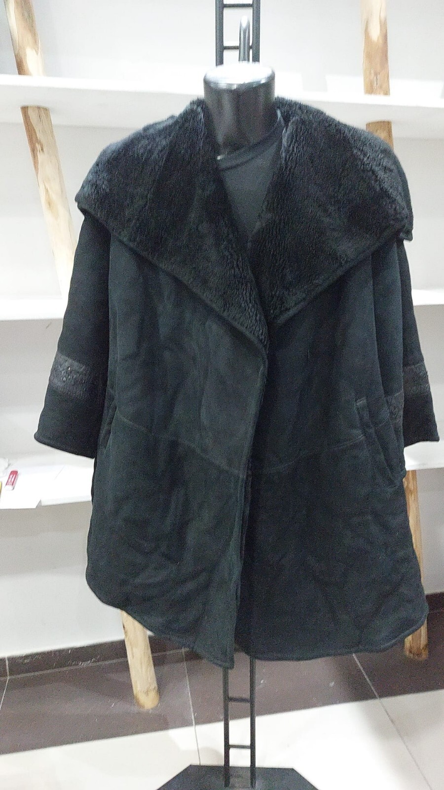 Vintage Black Leather Jacket for Women Size L MGC007PI