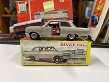 Dinky Toys France Réf. 542 Opel Rekord 1964 TBE + boîte d’origine