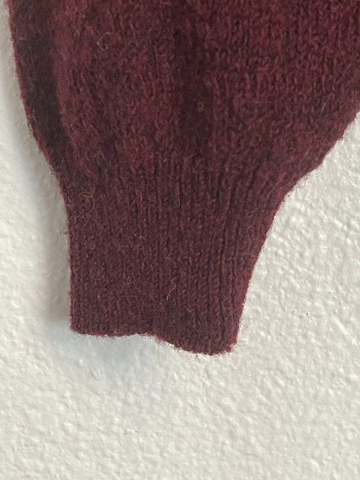 VTG 1960s Pebble Beach Cali Lambs Wool Blend Burgundy Grandpa Cardigan Sz Small - Image 4 of 4