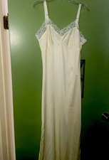 VINTAGE WOMENS Yellow WHITE FULL SLIP NIGHTIE LACE TRIM SIZE 52 TALL 1960s Small