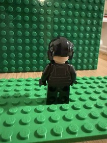 LEGO Star Wars Rebels TIE Fighter Pilot Minifigure (75082 75106 75128) sw0621
