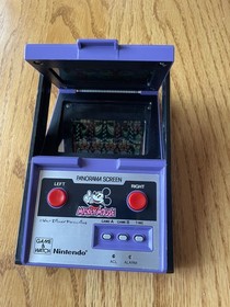 Rare 1984 MICKEY MOUSE PANORAMA VTG Nintendo GAME AND WATCH. Works Great