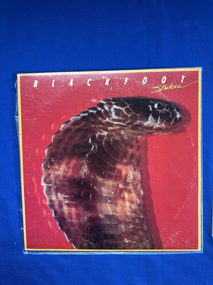 BLACKFOOT - Strikes- ATCO SD 38-112, 1979 Special Pressing, VG Foto 2 de 4