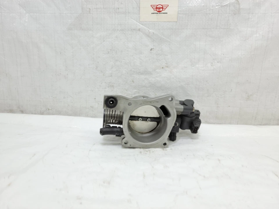 Porsche Boxster 1997-1999 carrocería del acelerador válvula control de velocidad de ralentí OEM 99660616001 Foto 3 de 4