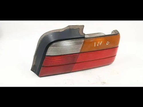 BMW 3 Touring E36 Rücklicht hinten rechts 1.70 Diesel 66kw 1995 27171108