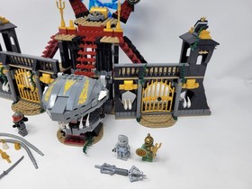 LEGO Atlantis Set 8078 Portal of Atlantis With Minifigures "Not Complete"