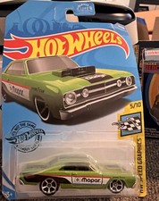2017 Hot Wheels Green '68 Dodge Dart HW Speed Graphics 5/10