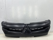 Calandre Mitsubishi L200