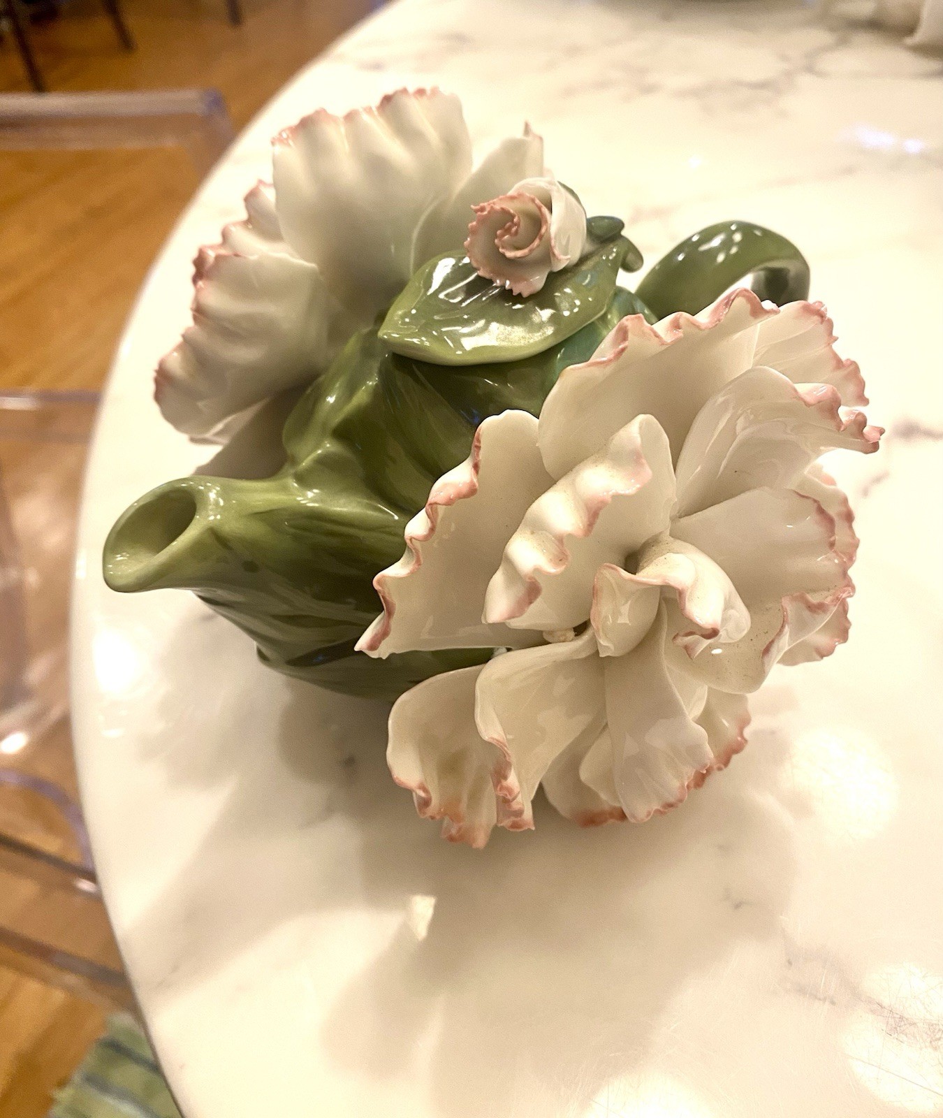 Cosmos Fine Porcelain White/Pink Carnation Flower 3D Teapot/Collectible/Gift